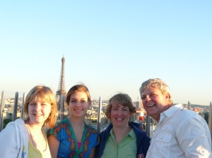 Friday evening the Yagers visit the Arc de Triomphe (43)